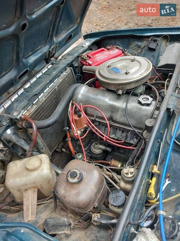 Седан ВАЗ / Lada 2107 2002 в Сторожинце