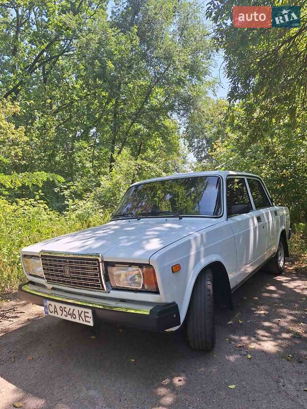Седан ВАЗ / Lada 2107 2007 в Золотоноше