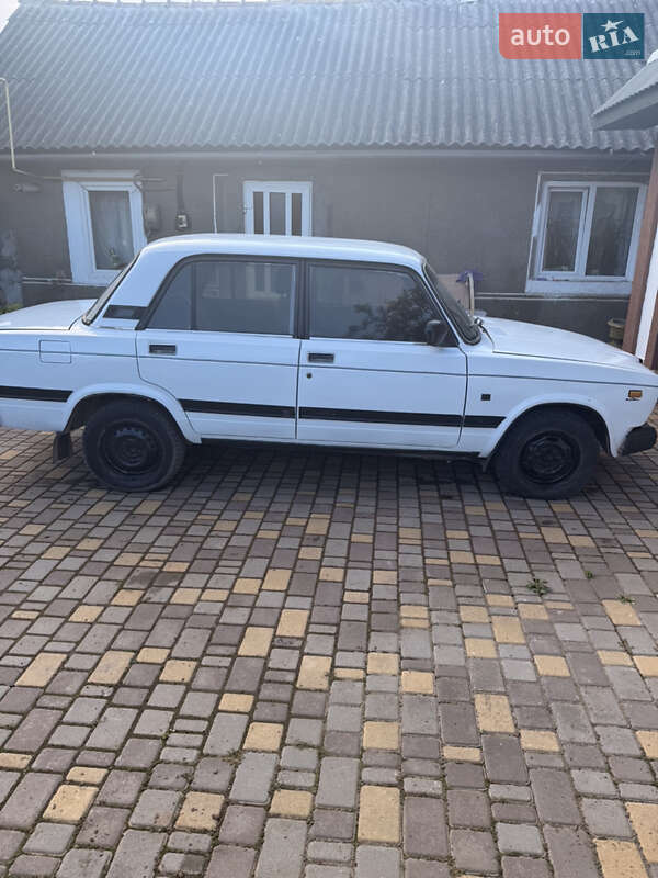 Седан ВАЗ / Lada 2107 1988 в Заставной