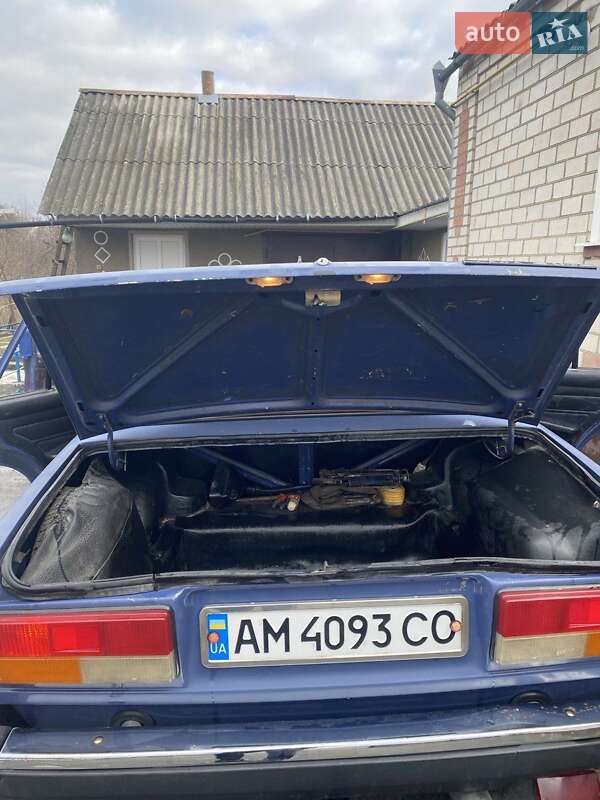 Седан ВАЗ / Lada 2107 2006 в Звягеле