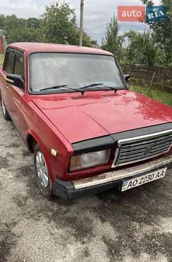 Седан ВАЗ 2107 2004 в Иршаве