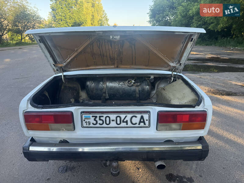 Седан ВАЗ / Lada 2107 1991 в Шостке
