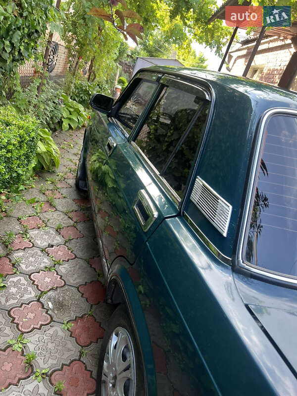 Седан ВАЗ / Lada 2107 2008 в Кривом Роге