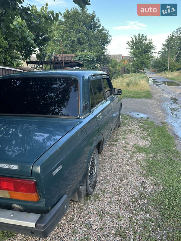 Седан ВАЗ / Lada 2107 2002 в Крижополі