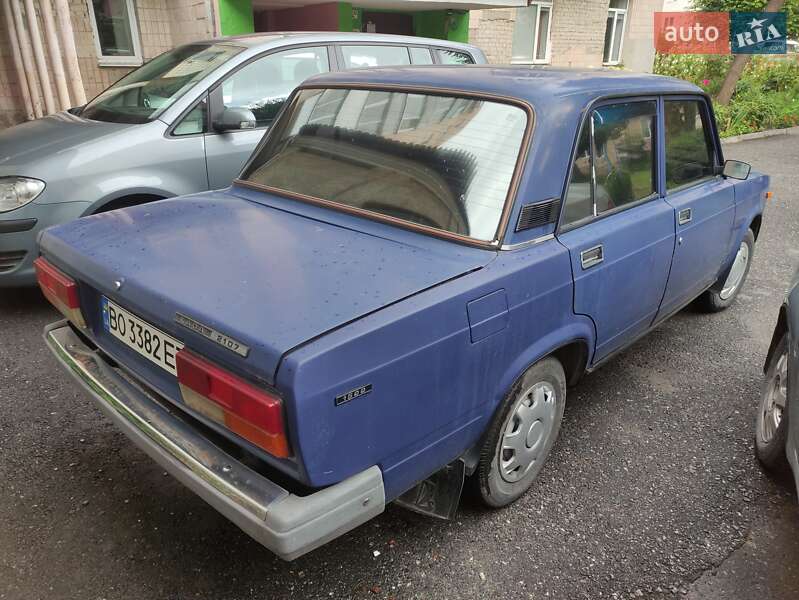 Седан ВАЗ / Lada 2107 2000 в Тернополе