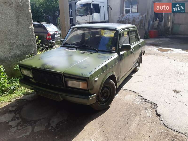 Седан ВАЗ / Lada 2107 2006 в Житомире