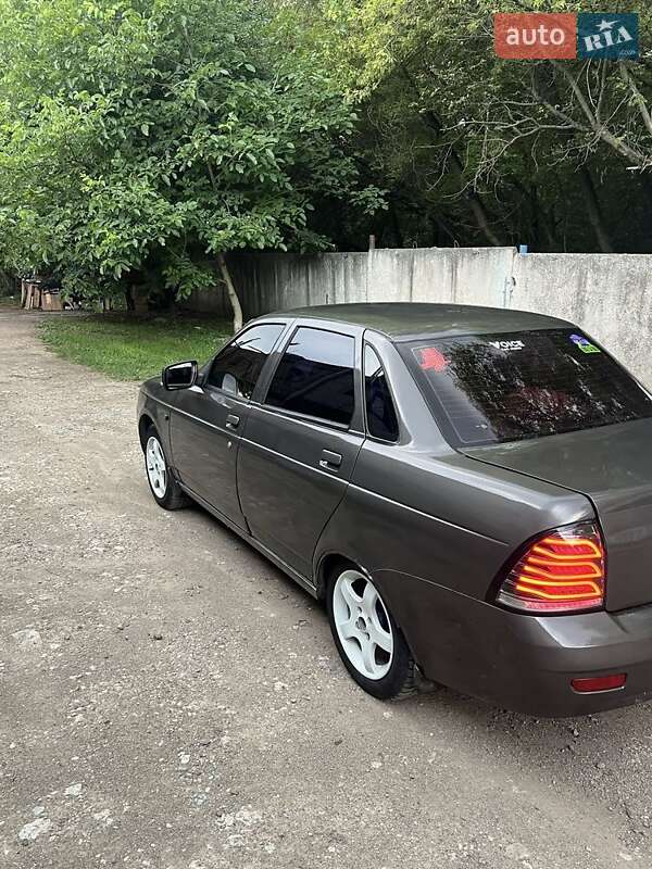 Седан ВАЗ / Lada 2107 2008 в Днепре