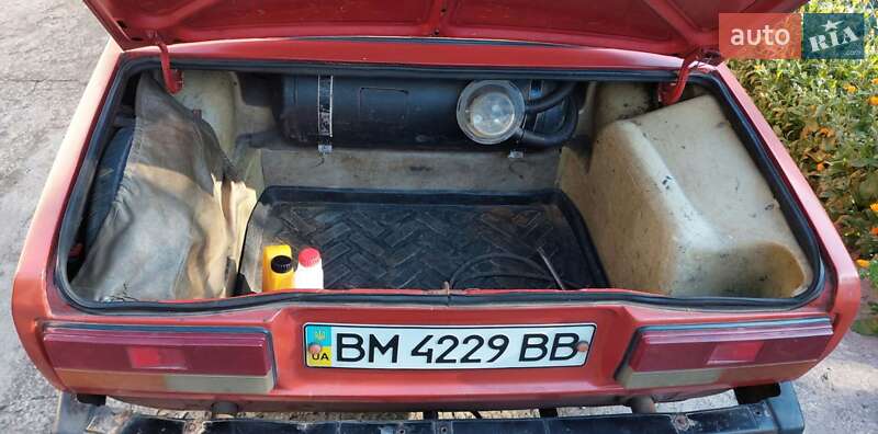 Седан ВАЗ / Lada 2107 1986 в Конотопе