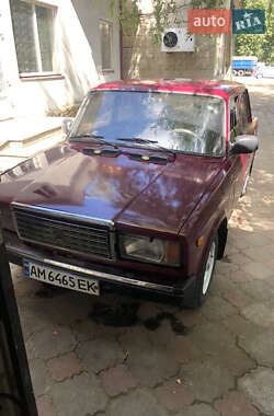 Седан ВАЗ 2107 2002 в Новоселице