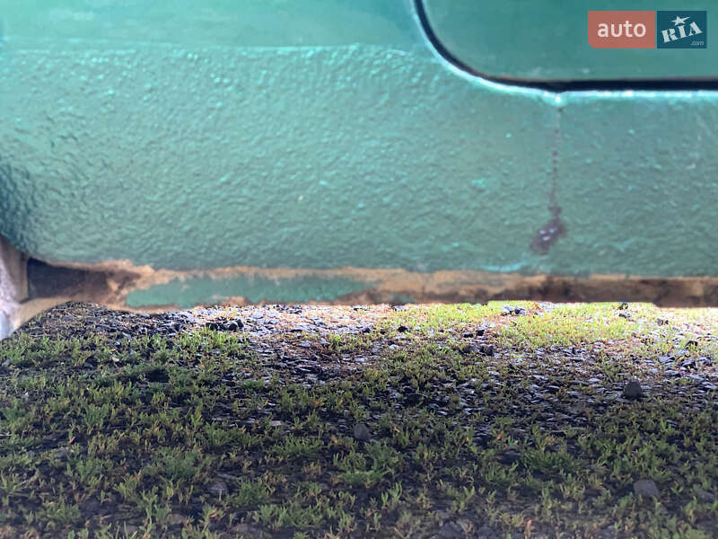 Седан ВАЗ / Lada 2107 2004 в Сваляве