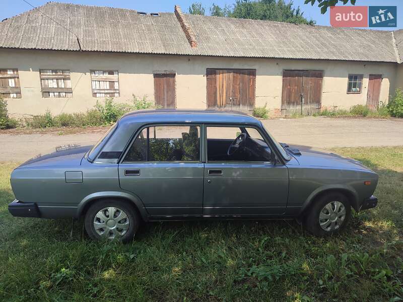 Седан ВАЗ / Lada 2107 2007 в Гусятині