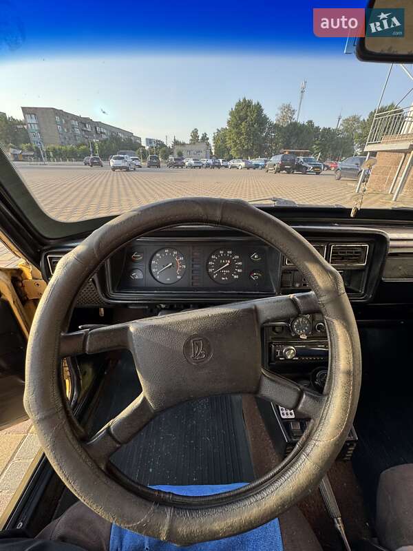 Седан ВАЗ / Lada 2107 1988 в Гайсине фото 6 Седан ВАЗ / Lada 2107 1988 в Гайсине