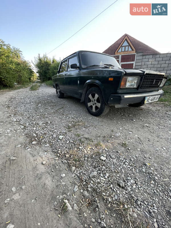 Седан ВАЗ / Lada 2107 2005 в Кам'янському