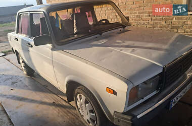 Седан ВАЗ 2107 2002 в 