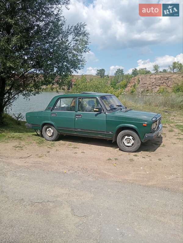Седан ВАЗ / Lada 2107 1998 в Гайсине фото 6 Седан ВАЗ / Lada 2107 1998 в Гайсине