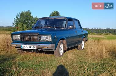 Седан ВАЗ 2107 2002 в Радомышле