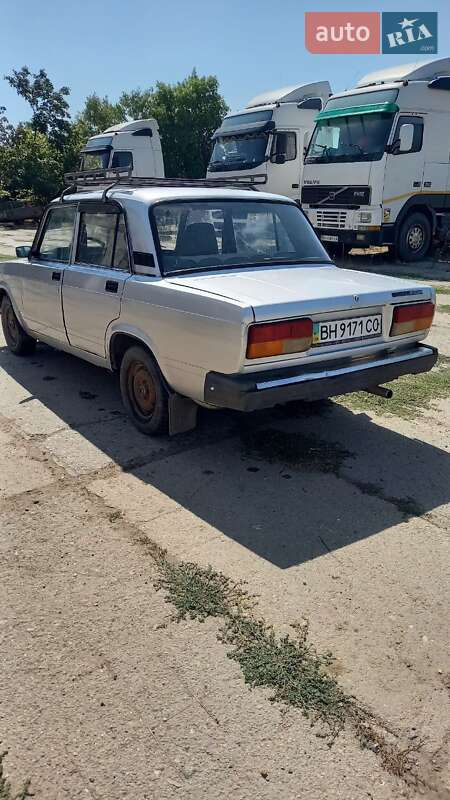 Седан ВАЗ / Lada 2107 2010 в Білгороді-Дністровському фото 3 Седан ВАЗ / Lada 2107 2010 в Білгороді-Дністровському