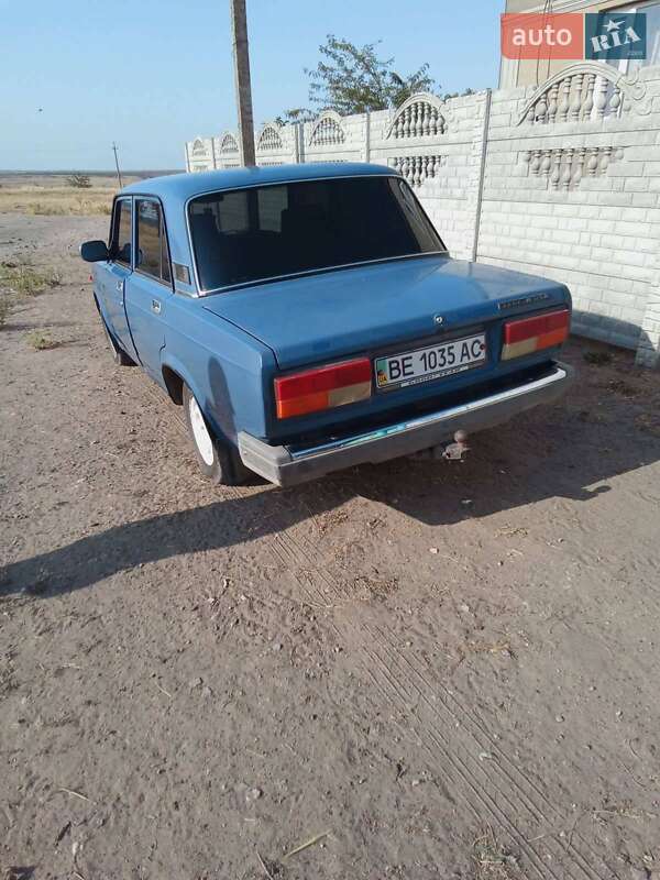 Седан ВАЗ / Lada 2107 2005 в Снігурівці