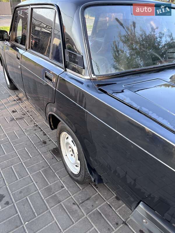 Седан ВАЗ / Lada 2107 2011 в Днепре
