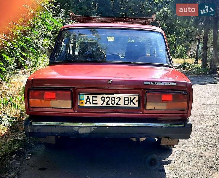 Седан ВАЗ / Lada 2107 1994 в Кривом Роге