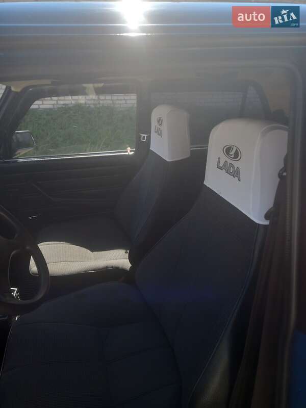 Седан ВАЗ / Lada 2107 2001 в Славутиче