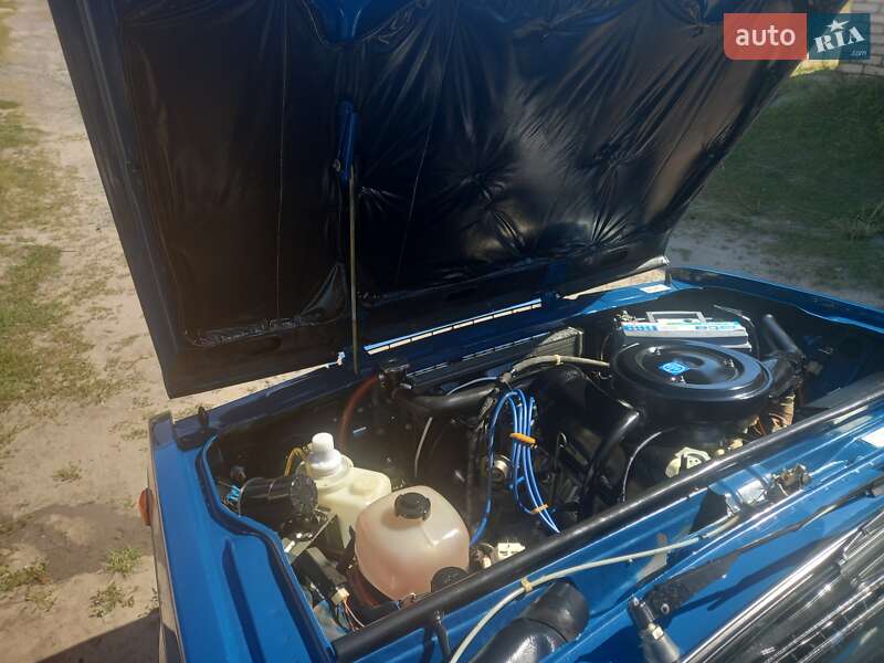 Седан ВАЗ / Lada 2107 2001 в Славутиче