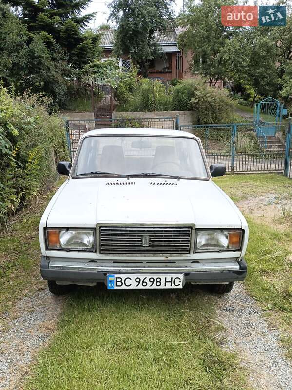 Седан ВАЗ / Lada 2107 1989 в Львове