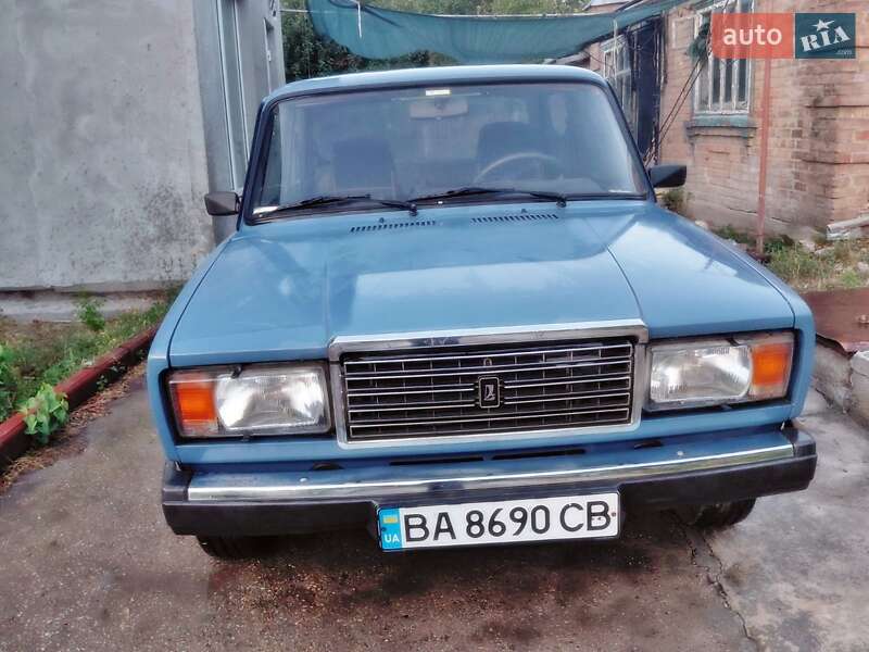 Седан ВАЗ / Lada 2107 2005 в Кропивницком