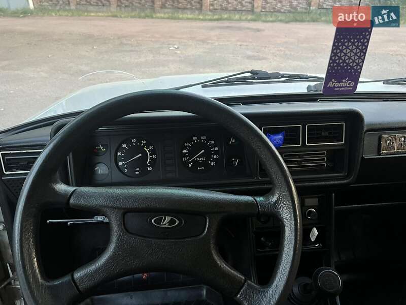 Седан ВАЗ / Lada 2107 2010 в Кривом Роге