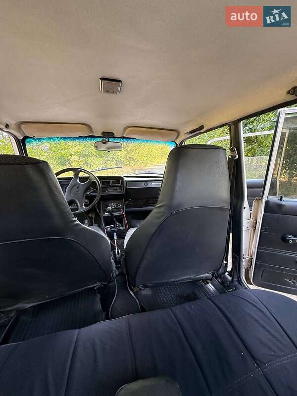 Седан ВАЗ / Lada 2107 1992 в Радомишлі