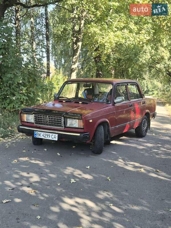 Седан ВАЗ / Lada 2107 2006 в Рівному фото 8 Седан ВАЗ / Lada 2107 2006 в Рівному