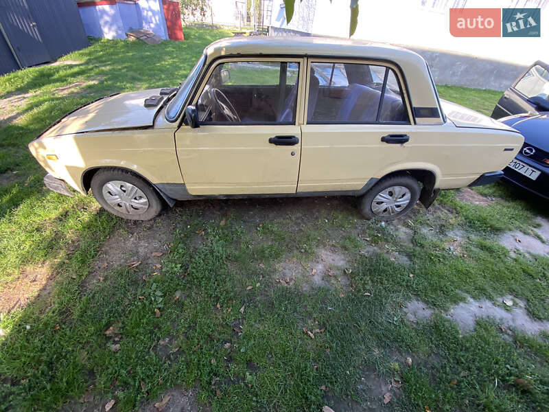Седан ВАЗ / Lada 2107 1992 в Буську