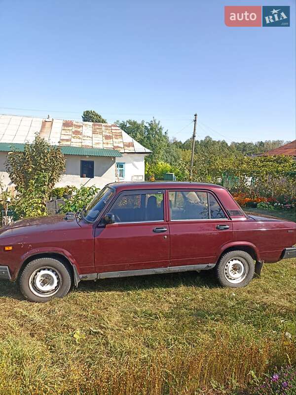 Седан ВАЗ / Lada 2107 2008 в Виннице