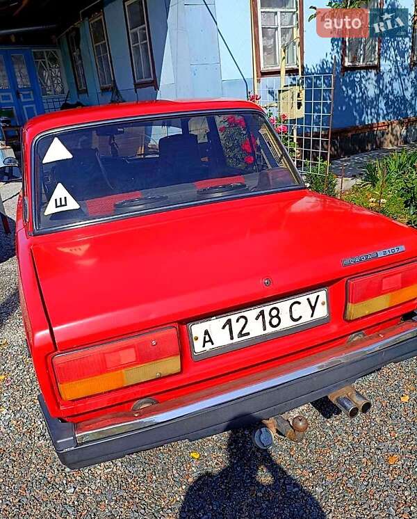 Седан ВАЗ / Lada 2107 1983 в Бахмаче