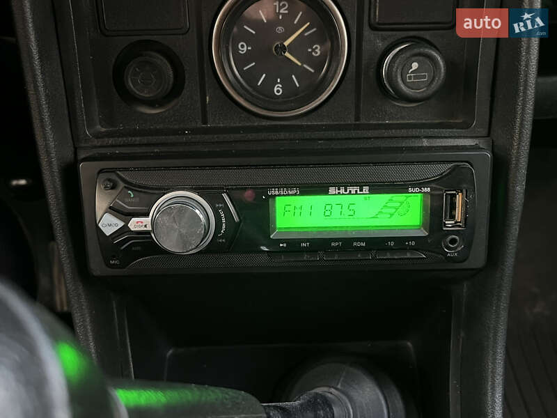 Седан ВАЗ / Lada 2107 2002 в Виннице