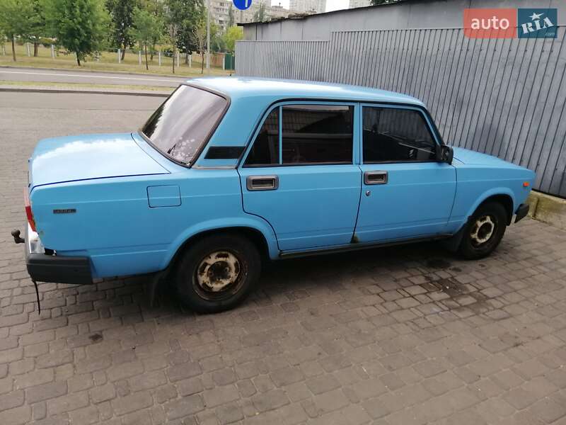 Седан ВАЗ / Lada 2107 1992 в Киеве фото 4 Седан ВАЗ / Lada 2107 1992 в Киеве