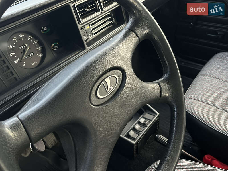 Седан ВАЗ / Lada 2107 2002 в Виннице