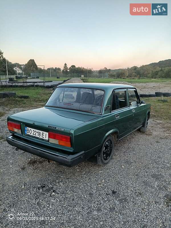 Седан ВАЗ / Lada 2107 2006 в Гусятине