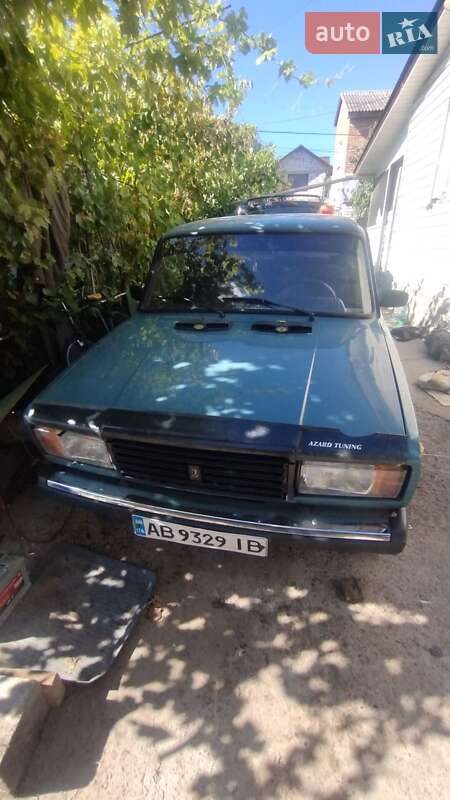 Седан ВАЗ / Lada 2107 2005 в Умані