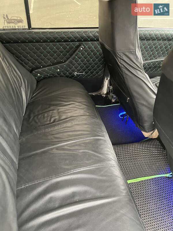 Седан ВАЗ / Lada 2107 1991 в Киеве