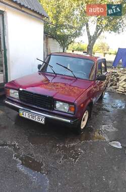 Седан ВАЗ 2107 2004 в 