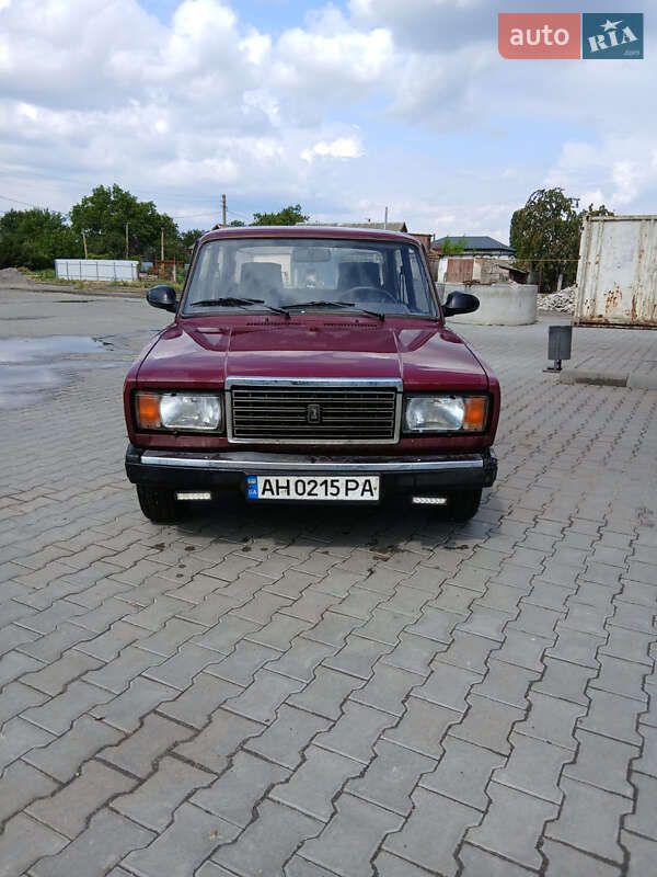 Седан ВАЗ / Lada 2107 2001 в Слов'янську