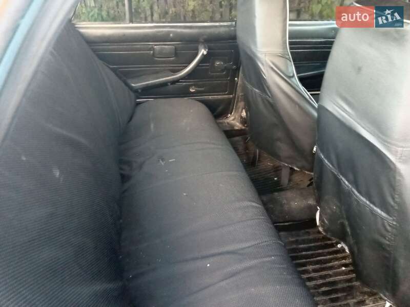 Седан ВАЗ / Lada 2107 2005 в Олевську