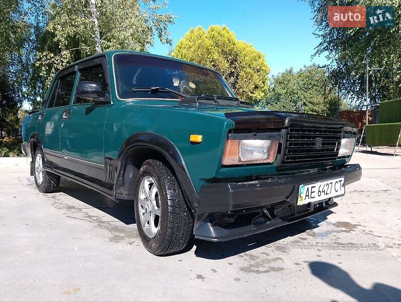 Седан ВАЗ / Lada 2107 1999 в Світловодську