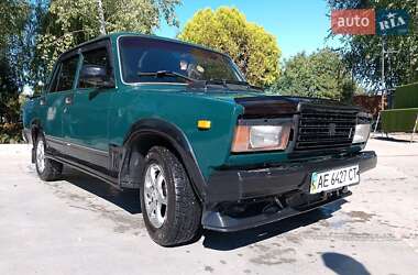 Седан ВАЗ 2107 1999 в 