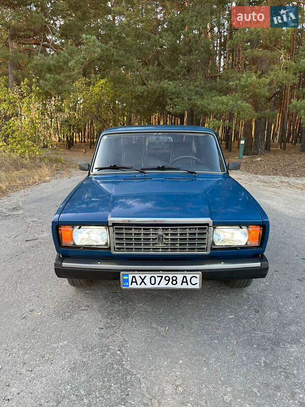 Седан ВАЗ / Lada 2107 2004 в Мерефа фото 3 Седан ВАЗ / Lada 2107 2004 в Мерефа