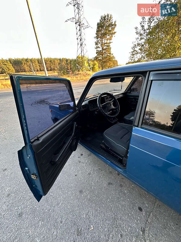 Седан ВАЗ / Lada 2107 2004 в Мерефа фото 4 Седан ВАЗ / Lada 2107 2004 в Мерефа