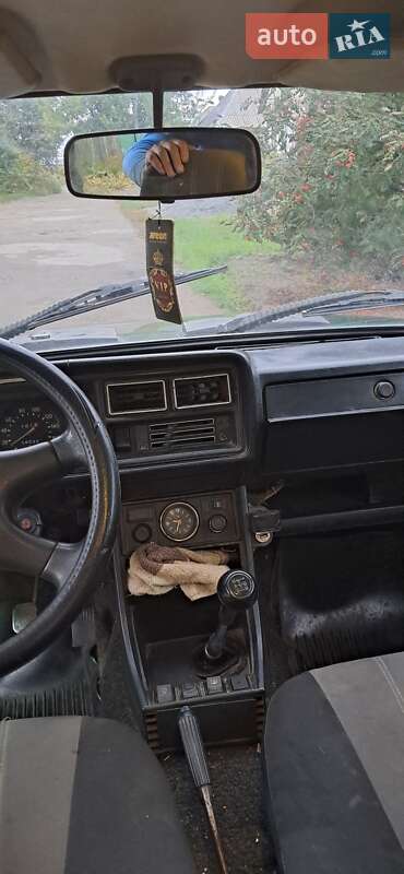 Седан ВАЗ / Lada 2107 1996 в Днепре