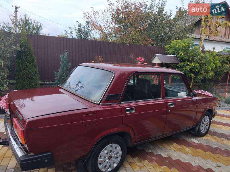 Седан ВАЗ / Lada 2107 2008 в Гоще