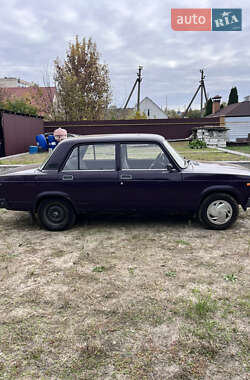 Седан ВАЗ / Lada 2107 2005 в 